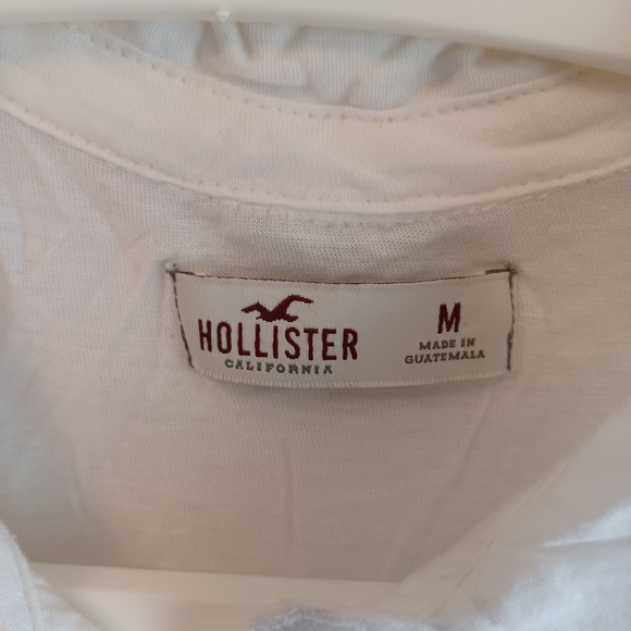 Hollister - Picture 4 of 4